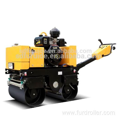 Small Vibratory Soil Compaction Roller With Diesel Engine FYL-800C